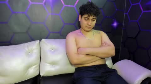 Snapshot of room_kitty chatting on 02/09/25, 11:04  MIA AND PAUL online show from 02/09/25, 11:04