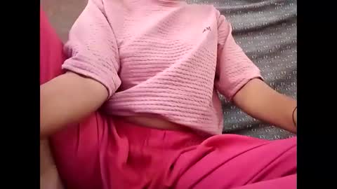 roop_sexy642 online show from 04/05/26, 01:03