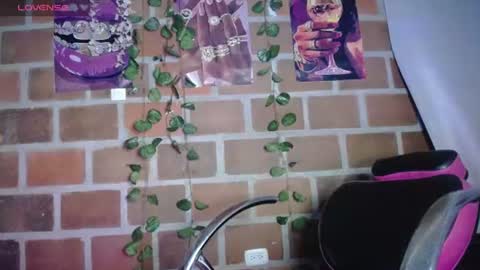 roos_veyker online show from 07/11/26, 07:22