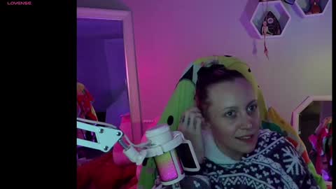 Snapshot of ropekittenn chatting on 01/07/25, 12:45 Ropekittenn online show from 01/07/25, 12:45