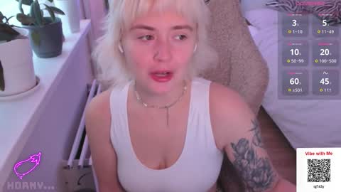 reesha . online show from 11/06/25, 07:53