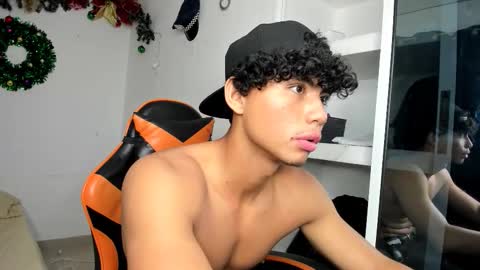 Snapshot of rory_peters_ chatting on 02/14/26, 12:02 rory_peters_ online show from 02/14/26, 12:02