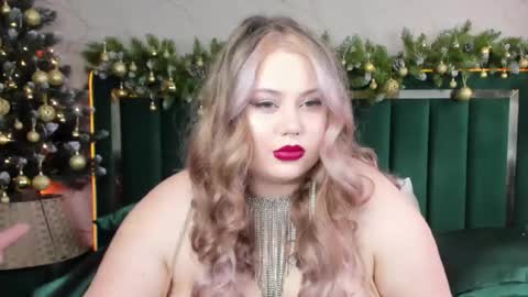 Chloe online show from 12/15/25, 09:46