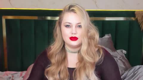 Chloe online show from 02/09/26, 08:46