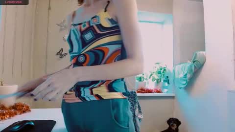 rosa843850 online show from 12/08/24, 11:46