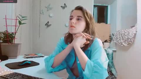 rosa843850 online show from 01/26/25, 08:02