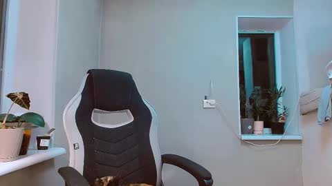 rosa843850 online show from 11/09/25, 05:44