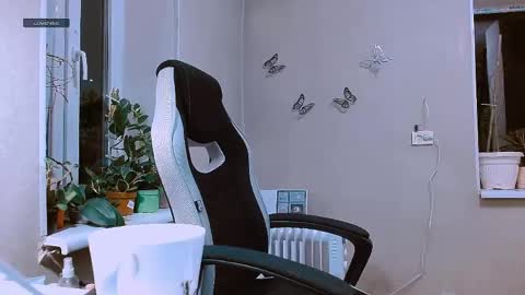 rosa843850 online show from 04/19/26, 06:32