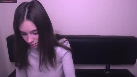 Rose online show from 02/18/26, 07:59