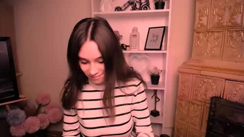 Rose online show from 03/18/26, 07:22