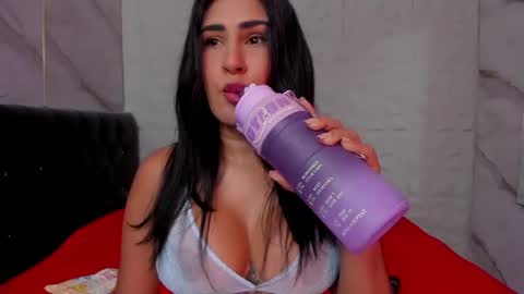Snapshot of rosalia_04 chatting on 04/20/26, 07:48 ROSALIA insta rosalia 10hoot online show from 04/20/26, 07:48