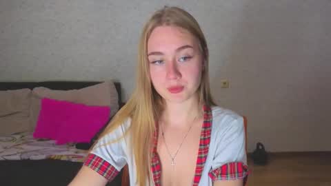 rosalina online show from 10/08/25, 03:20