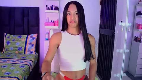 Snapshot of rosalindasexy chatting on 12/05/24, 07:05 Rosalinda online show from 12/05/24, 07:05