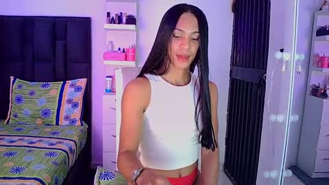 Snapshot of rosalindasexy chatting on 12/05/24, 10:12 Rosalinda online show from 12/05/24, 10:12