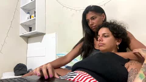 Snapshot of rosariolicursi94 chatting on 10/24/25, 12:30 HotDuo online show from 10/24/25, 12:30