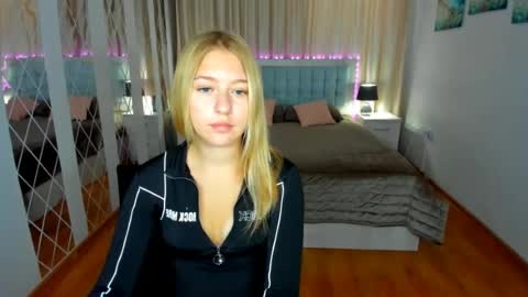 Snapshot of rosarising chatting on 07/09/26, 04:49 RosaRising online show from 07/09/26, 04:49