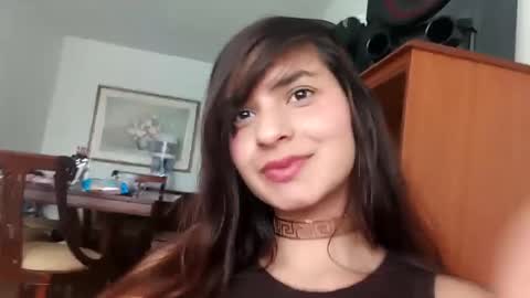 rosasvioletas online show from 09/19/25, 05:02