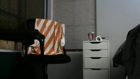 roscoes8 online show from 02/03/26, 04:32