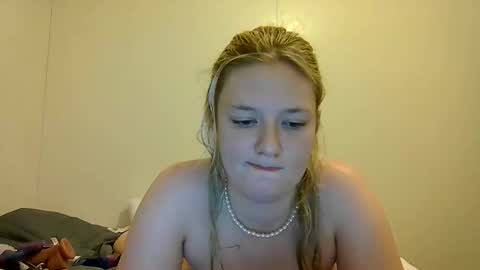 rose370901 online show from 04/19/26, 05:18