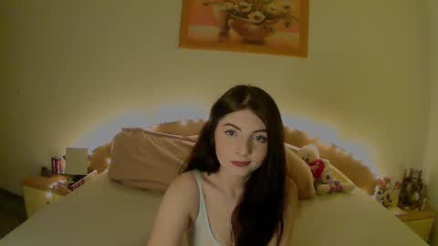 Snapshot of rose_2004 chatting on 02/22/25, 11:35 Rose online show from 02/22/25, 11:35