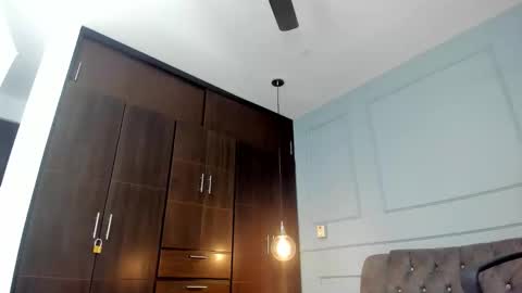 rose__monroe online show from 12/01/25, 07:41