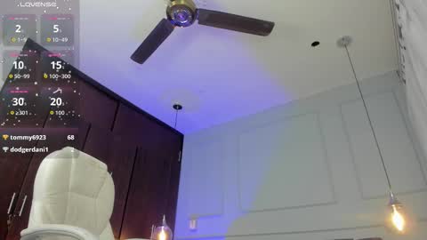 rose__monroe online show from 03/25/26, 08:15