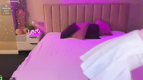 Snapshot of rose_dixon chatting on 06/10/26, 11:13 Kimberlly online show from 06/10/26, 11:13