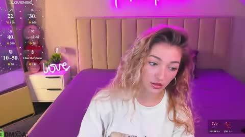 Snapshot of rose_dixon chatting on 07/12/26, 11:29 Kimberlly online show from 07/12/26, 11:29
