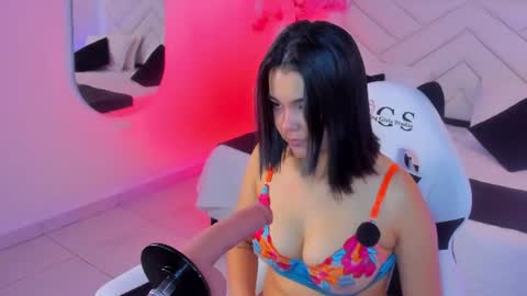 rose_jener06 online show from 07/14/26, 09:53