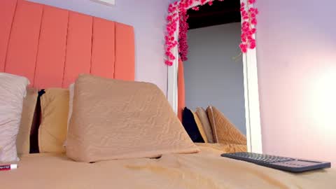 Snapshot of rose_thompson19 chatting on 06/11/26, 07:12 Rosse online show from 06/11/26, 07:12