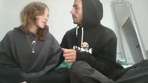 Snapshot of roseandjamesworld chatting on 03/23/26, 02:26 roseandjamesworld online show from 03/23/26, 02:26