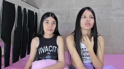 Rose y Miah online show from 01/19/25, 07:04