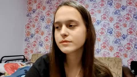 Sophie online show from 11/26/25, 05:19