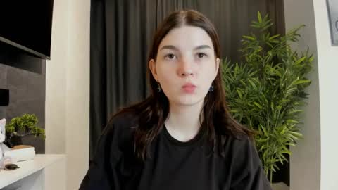 Snapshot of roseblanche2k chatting on 07/09/26, 10:58 Florin online show from 07/09/26, 10:58