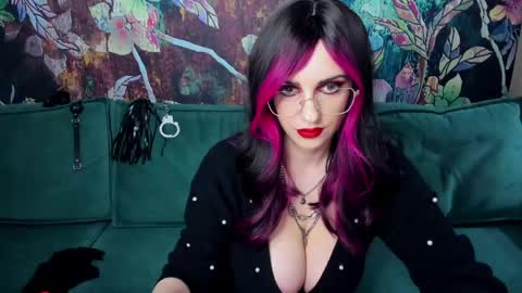 Rosebloom online show from 04/18/26, 03:05