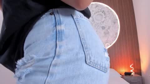 Rose online show from 02/01/26, 02:15