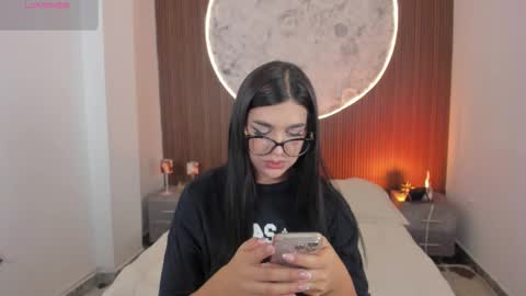 Rose online show from 03/18/26, 12:41