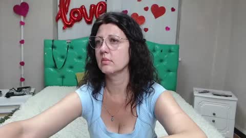 Snapshot of rosehille chatting on 07/07/26, 08:35 RoseHille online show from 07/07/26, 08:35