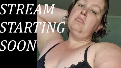 rosejones874451 online show from 10/28/25, 08:18