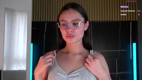 Daddys girl Kira  online show from 08/03/26, 09:04