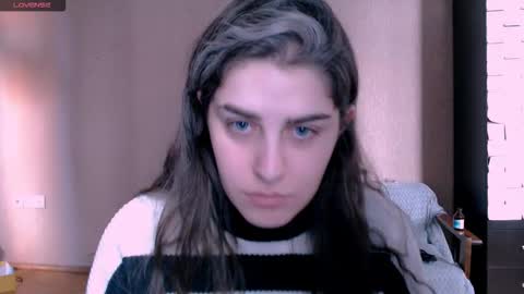 Rose online show from 11/25/25, 11:21