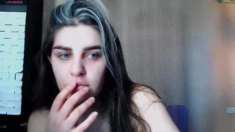 Rose online show from 02/16/26, 10:22