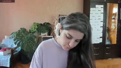 Snapshot of roselina_ chatting on 07/11/26, 07:44 Rose online show from 07/11/26, 07:44