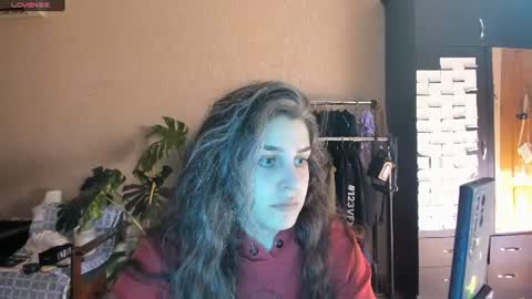 Snapshot of roselina_ chatting on 07/22/26, 06:54 Rose online show from 07/22/26, 06:54