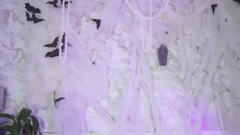 Lyla OF roselinedior online show from 10/14/25, 03:35