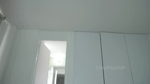 Lyla OF roselinedior online show from 11/10/25, 03:44