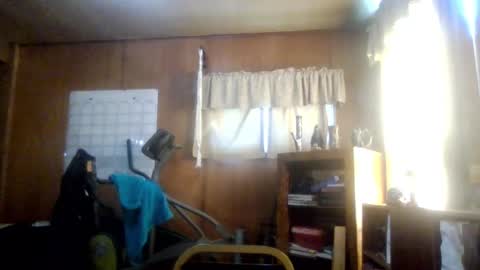 Lost4gain online show from 09/17/25, 06:09