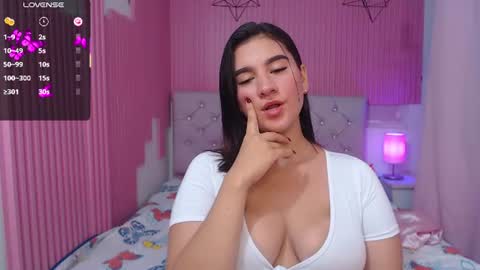 Snapshot of roses_liittle_ chatting on 07/01/26, 11:37 roses_liittle_ online show from 07/01/26, 11:37