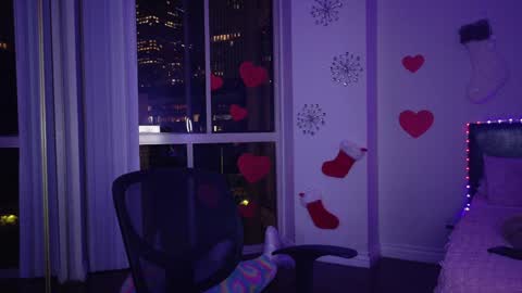 Rose Taylor online show from 12/27/24, 01:43