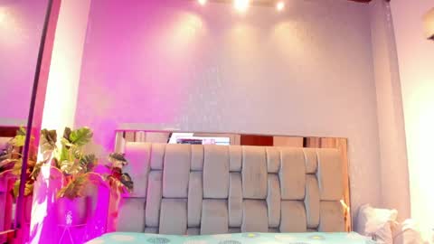 Rose online show from 04/03/26, 05:05